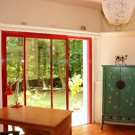 Yuja's Garden Villa *