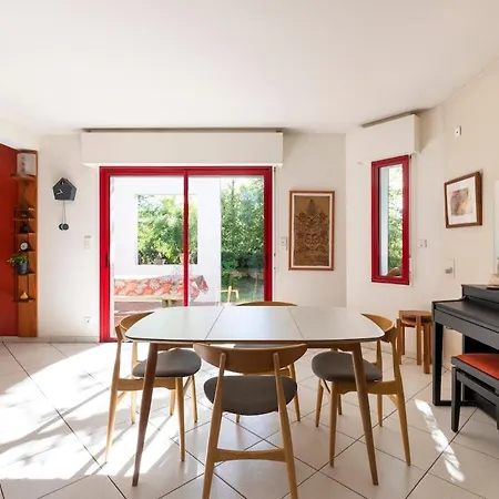 Yuja's Garden Villa *